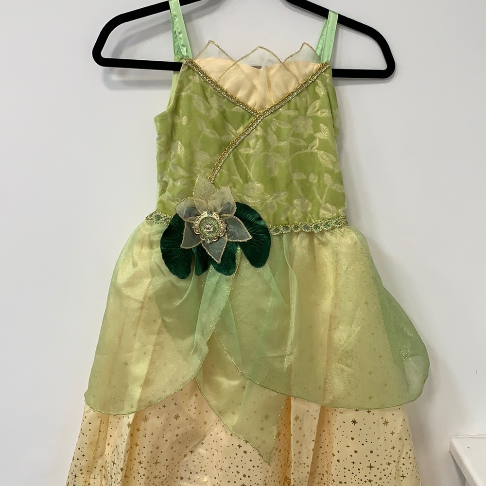 Like new never been worn Tiana Disney costume sz7/8